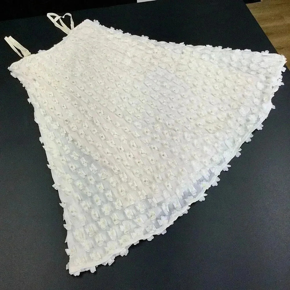 Tricot Chic Womens Ivory Gold Abito Flower Lace Textured Flare Mini Dress Size 6 - Picture 2 of 12